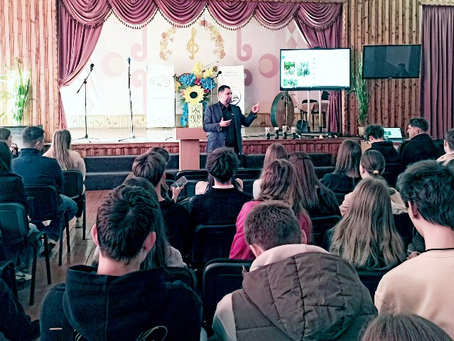 Ігор Кузик розповідає про особливості вступної кампанії у школі № 19